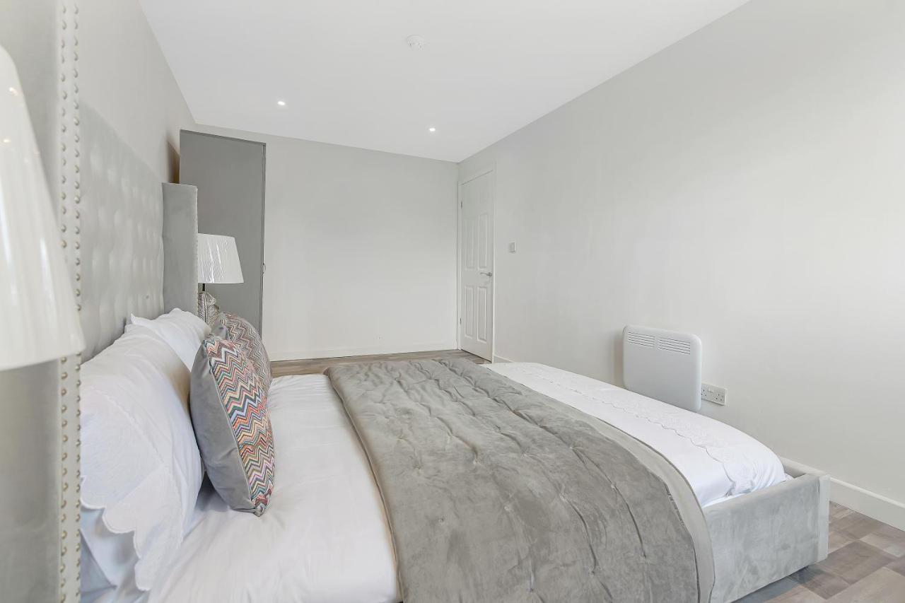 Suites By Rehoboth - Overcomers- Deptford Londres Exterior foto