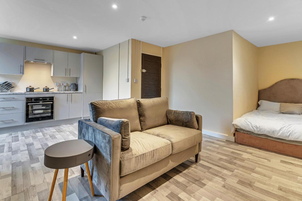 Suites By Rehoboth - Overcomers- Deptford Londres Exterior foto