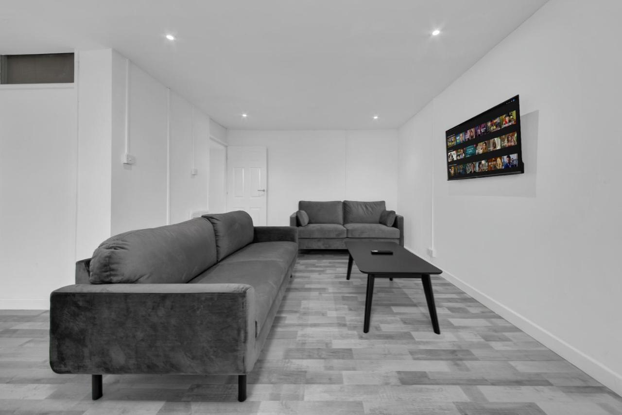 Suites By Rehoboth - Overcomers- Deptford Londres Exterior foto